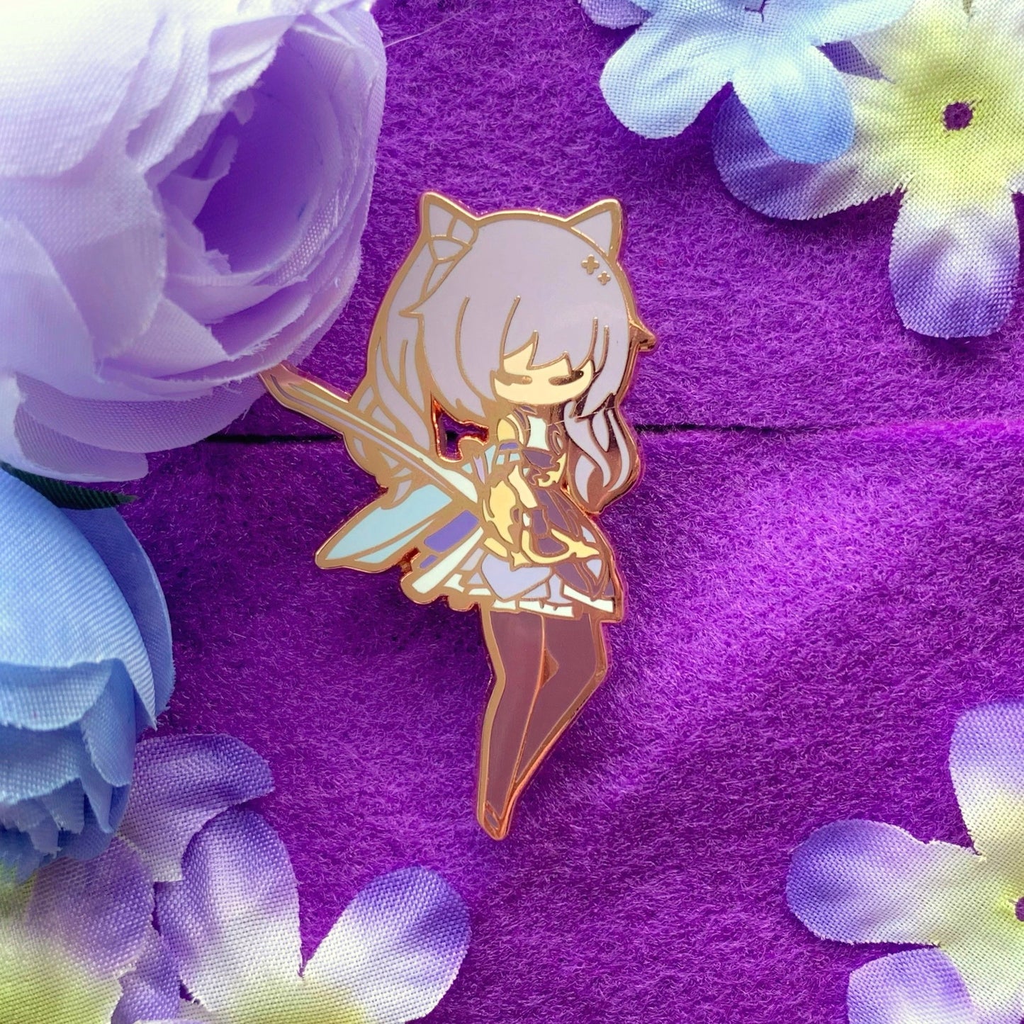 Keqing Enamel Pin